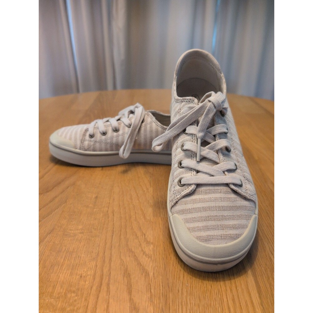 Keens Elsa IV Shoes Womens Sz 39 Eu 8.5W US Beige Canvas Striped Casual Sneakers